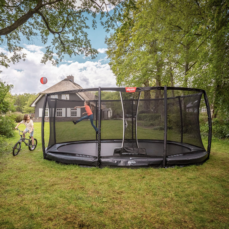 BERG GRAND ELITE 17 x 11ft INGROUND TRAMPOLINE + DLX XL NET