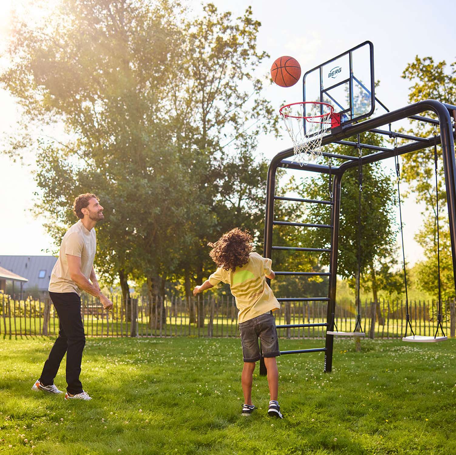 BERG PLAYBASE BASKETBALL HOOP