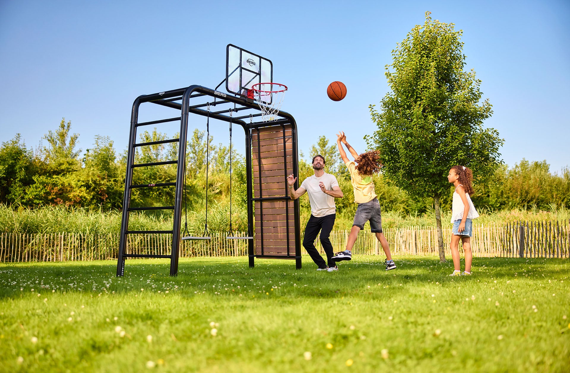 BERG PLAYBASE BASKETBALL HOOP