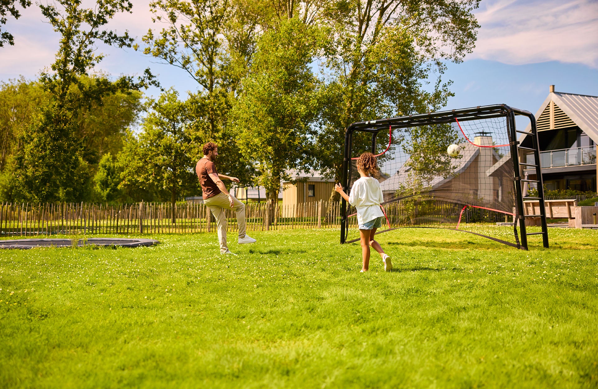 BERG PLAYBASE SOCCER TARGET NET MEDIUM