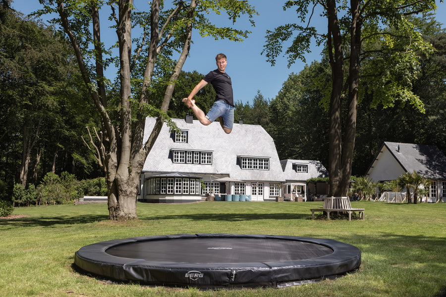 BERG Champion InGround Round Trampoline