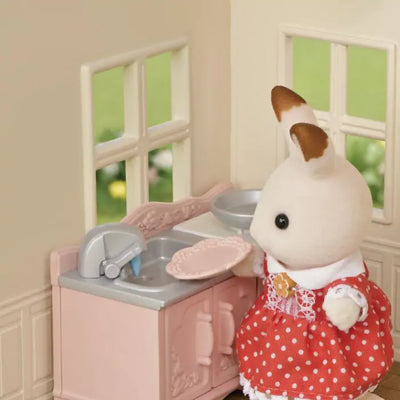 Sylvanian Families Red Roof Cosy Cottage Starter Home