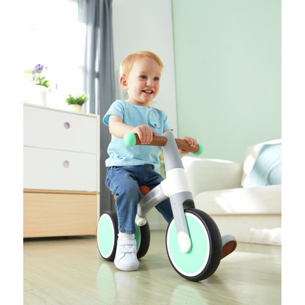 Hape First Ride Balance Bike: Green