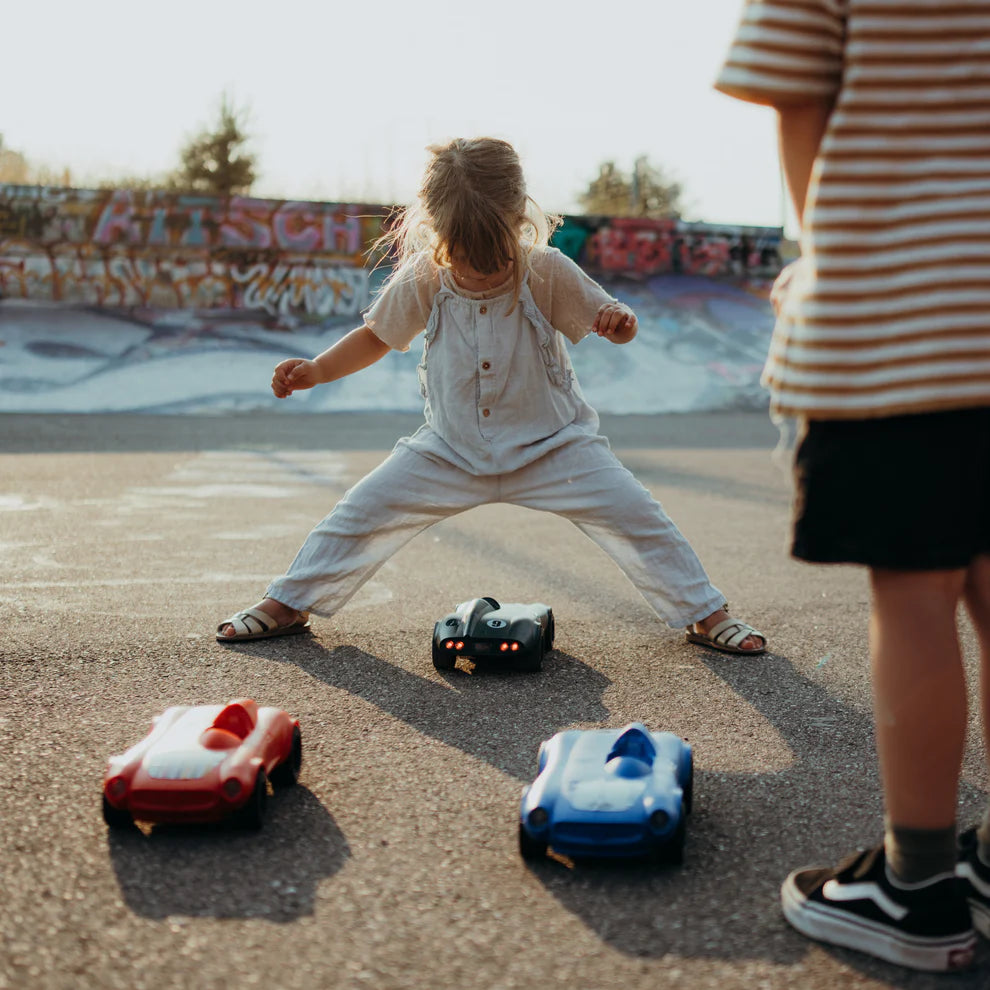 KIDYWOLF Remote-controlled car