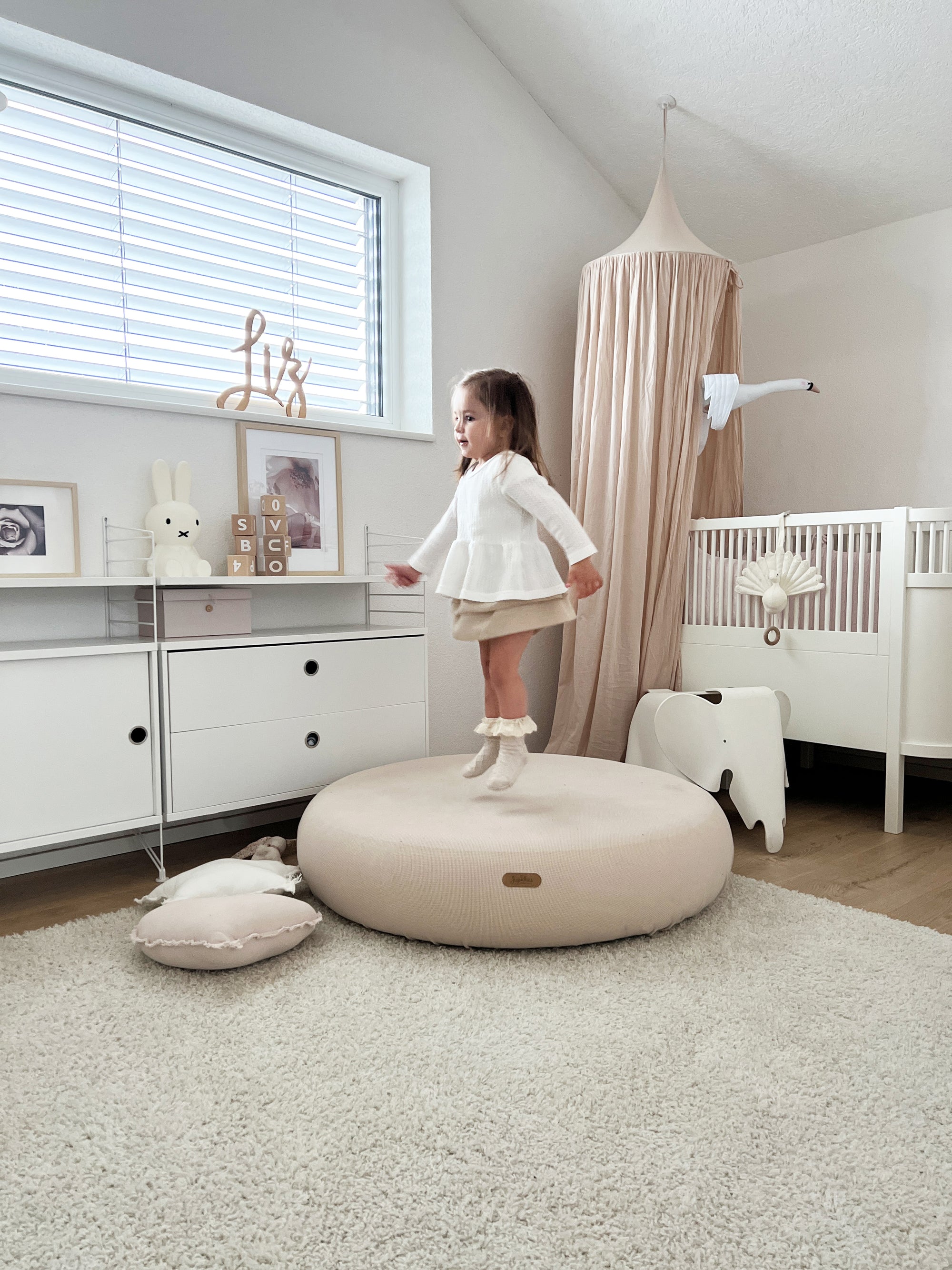 Jupiduu Indoor Jumpspot (Delivery Only)