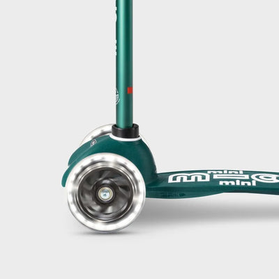 MINI MICRO LED DELUXE ECO SCOOTER: GREEN
