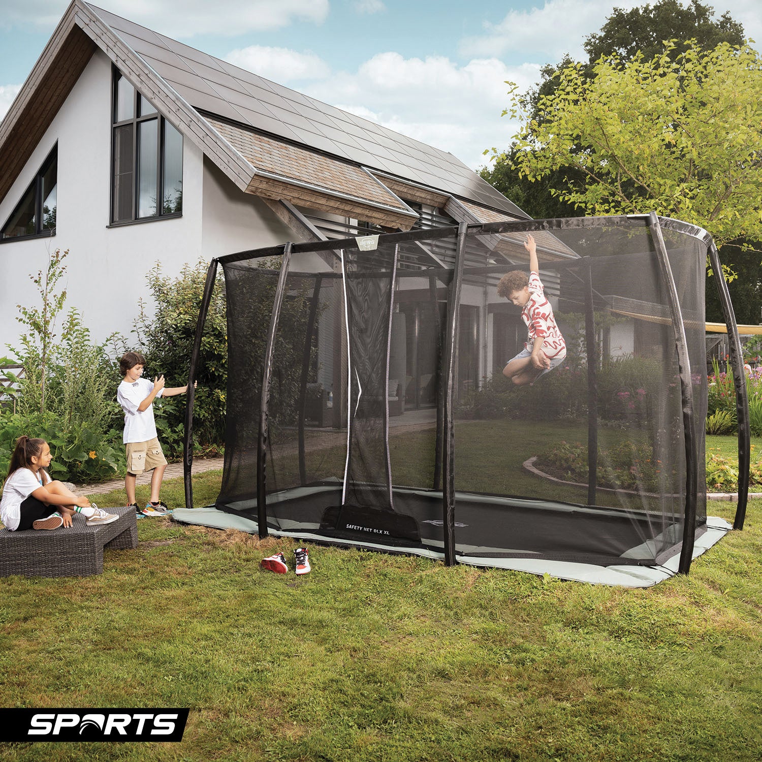 BERG Ultim Champion Eco 13.5 x 8ft FlatGround + SAFETY NET DLX XL