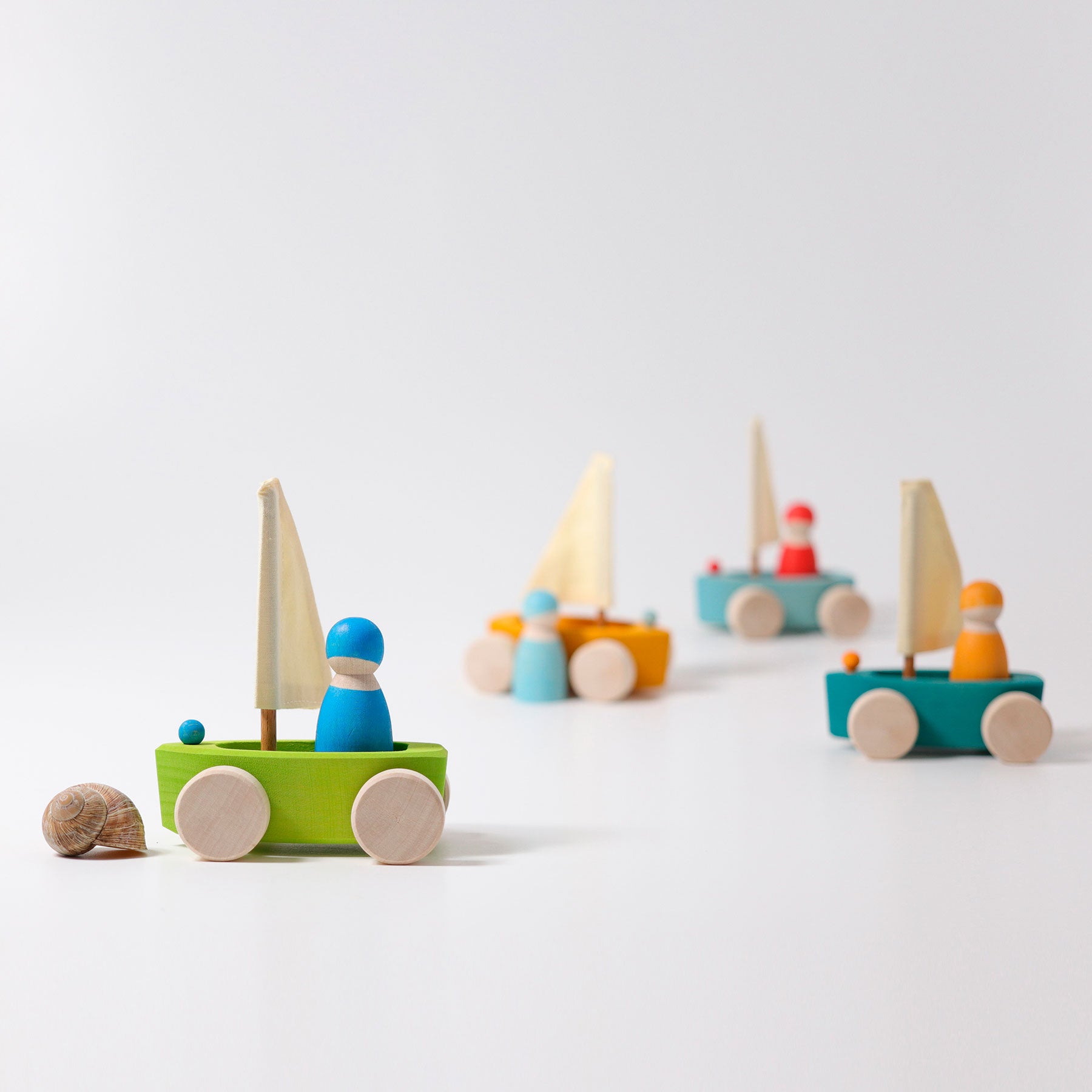 Grimm's Set of 4 little Land Yachts