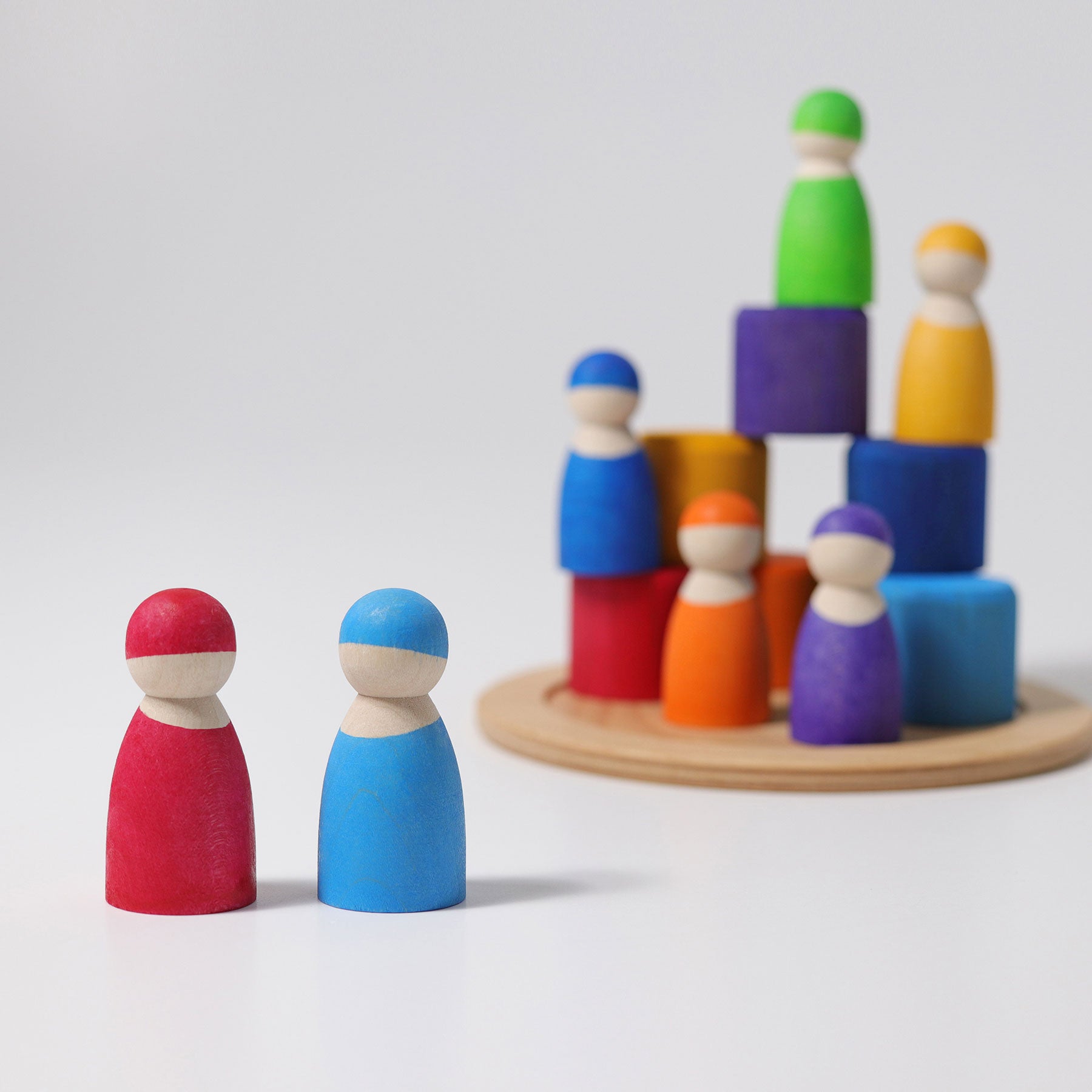 Grimm's Seven Friends in Bowls