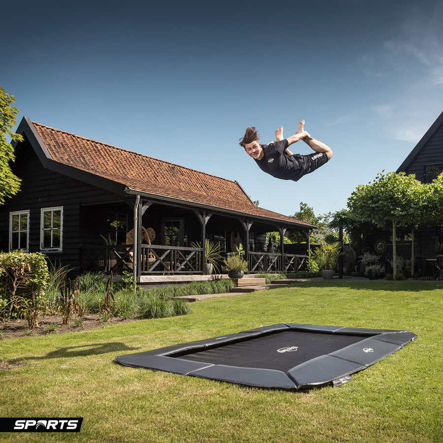 BERG Ultim Champion 11 x 7ft FlatGround