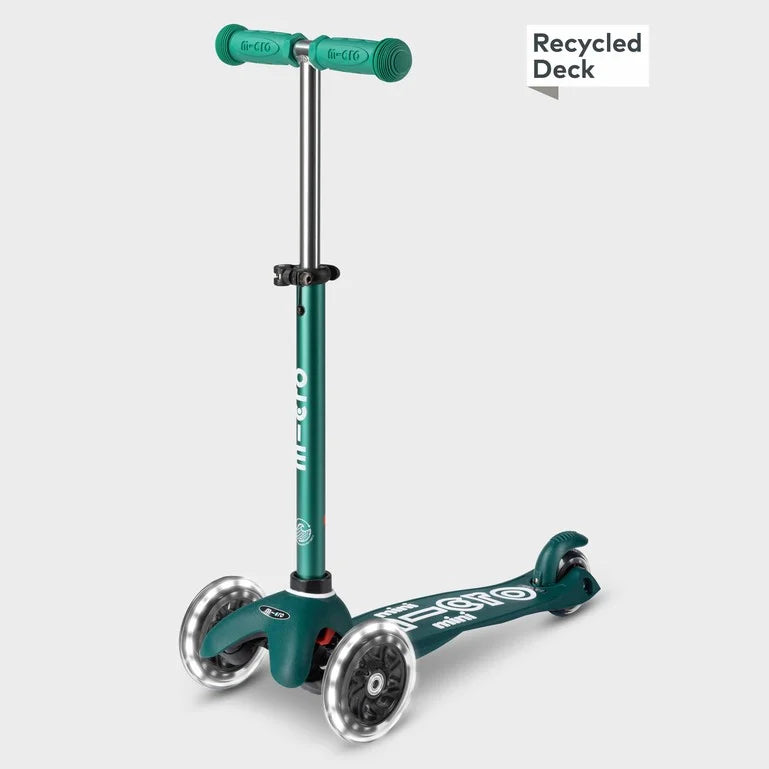MINI MICRO LED DELUXE ECO SCOOTER: GREEN
