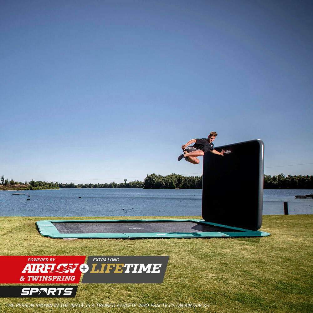 BERG ULTIM CHAMPION 13.5 x 8ft FLATGROUND TRAMPOLINE + AEROWALL