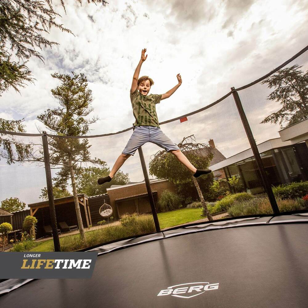 BERG Favorit 14ft Trampoline + Safety Net Comfort