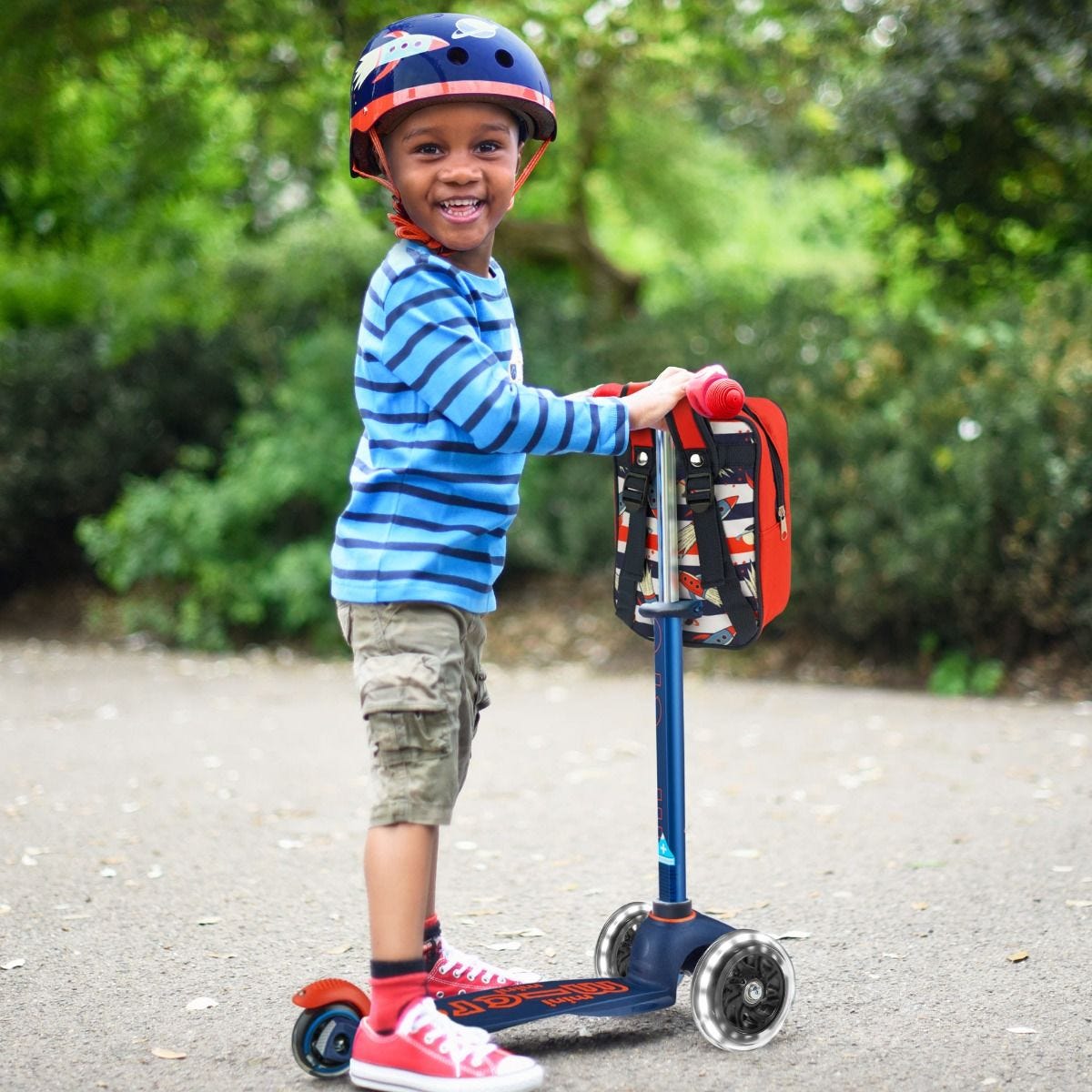 Mini Micro LED Deluxe Scooter (Navy)